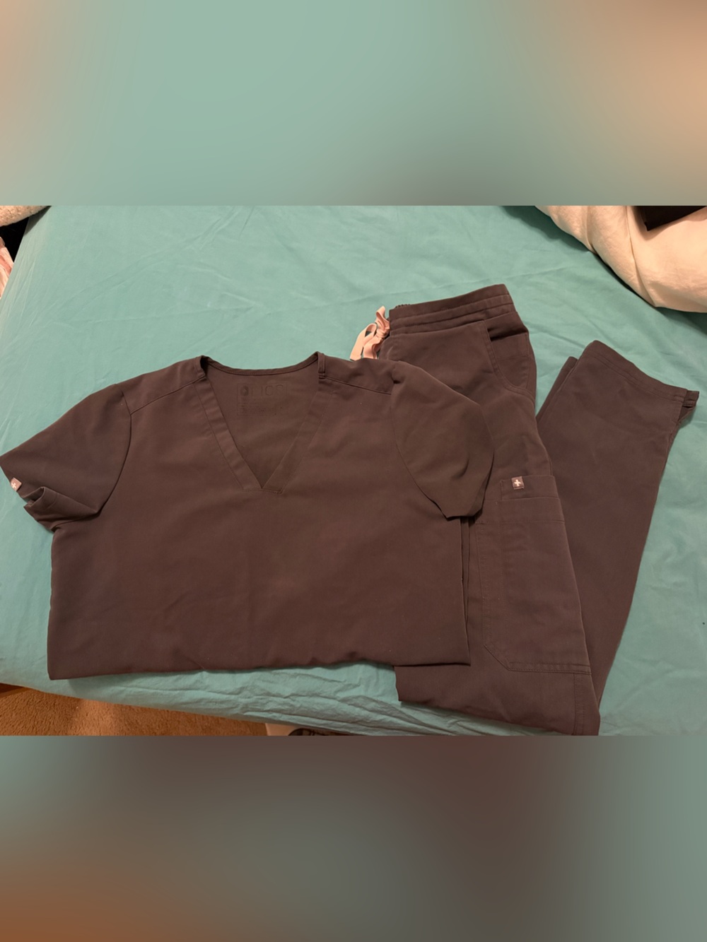 Figs Charcoal Gray Scrub Set XS